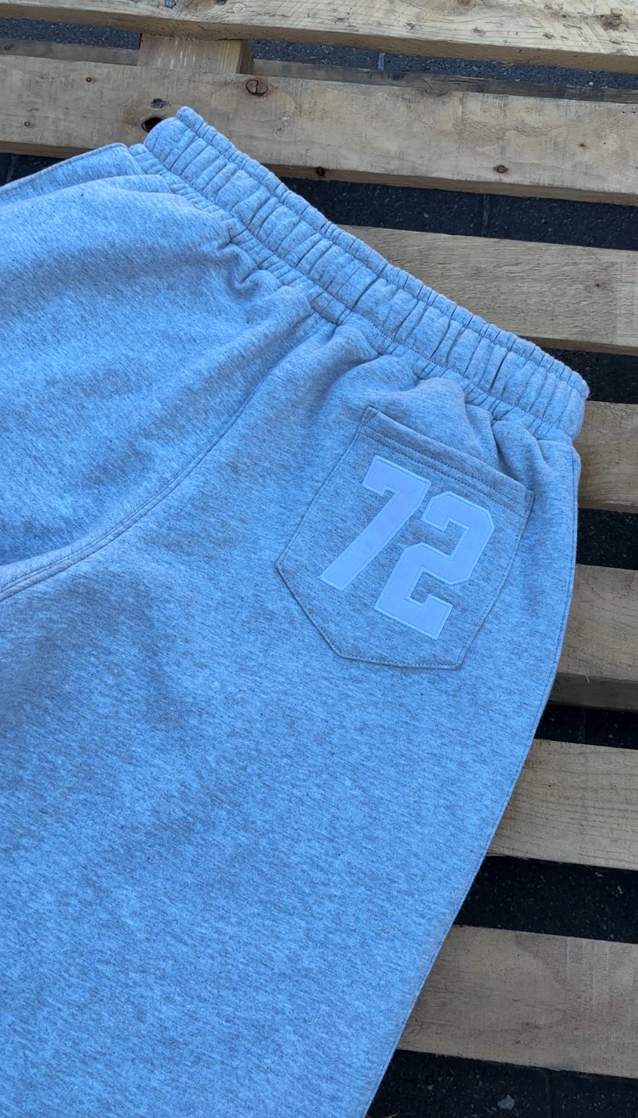 72 Revasser Shorts Grey